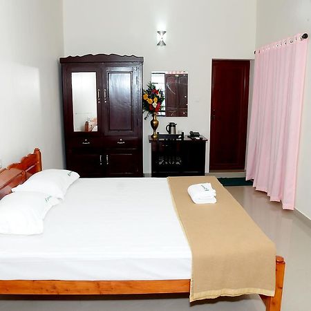 Greenfield Inn Thiruvananthapuram Номер фото