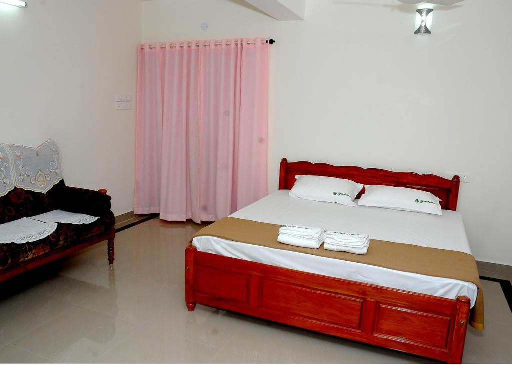 Greenfield Inn Thiruvananthapuram Екстер'єр фото