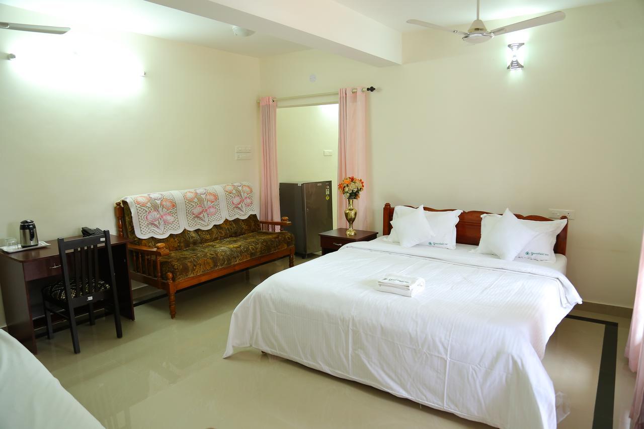 Greenfield Inn Thiruvananthapuram Екстер'єр фото