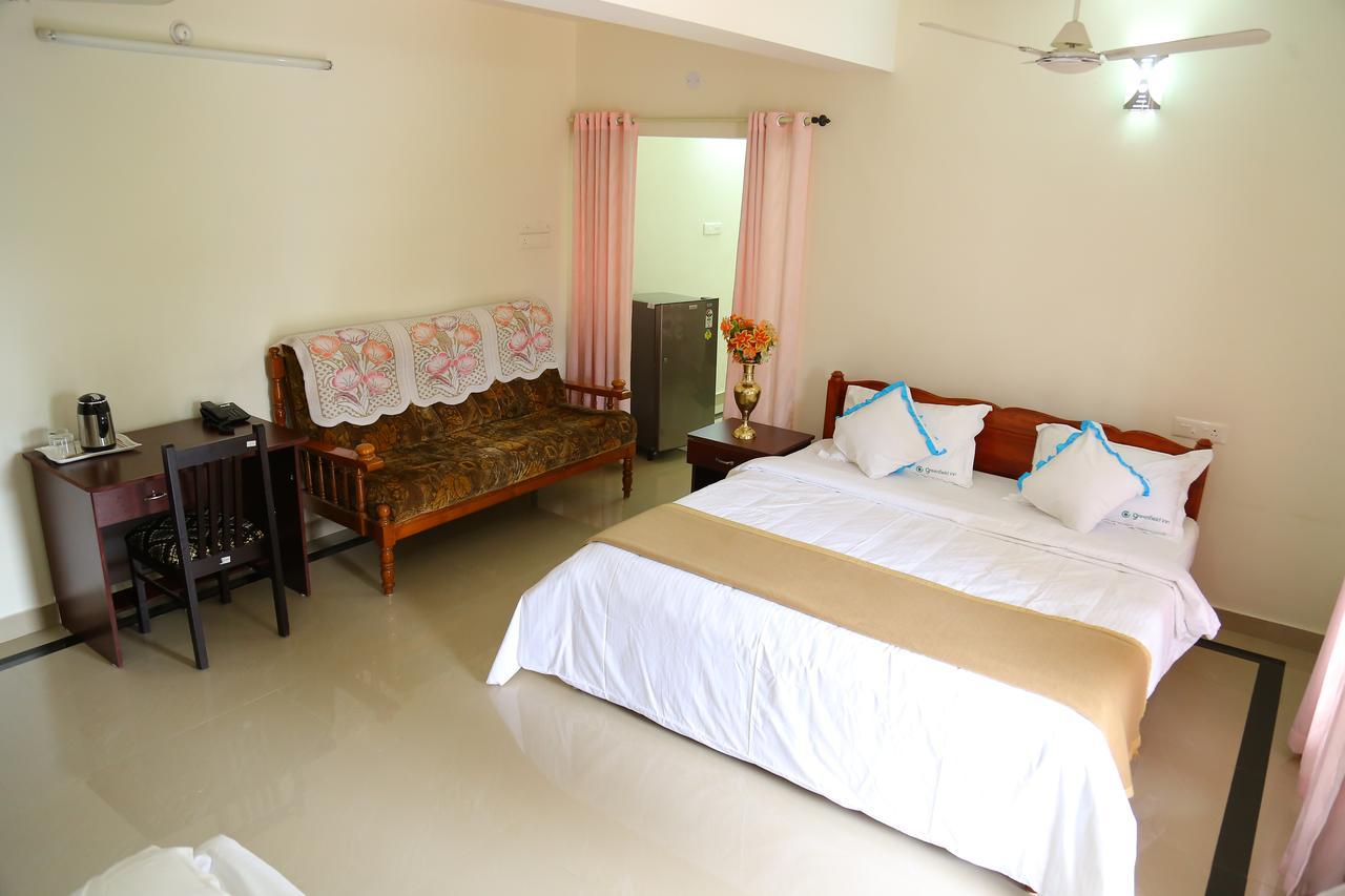 Greenfield Inn Thiruvananthapuram Екстер'єр фото