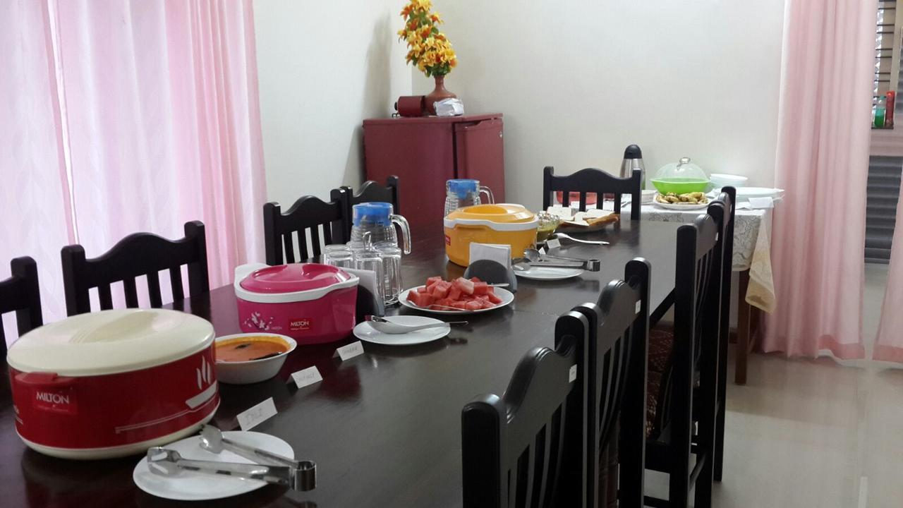 Greenfield Inn Thiruvananthapuram Екстер'єр фото