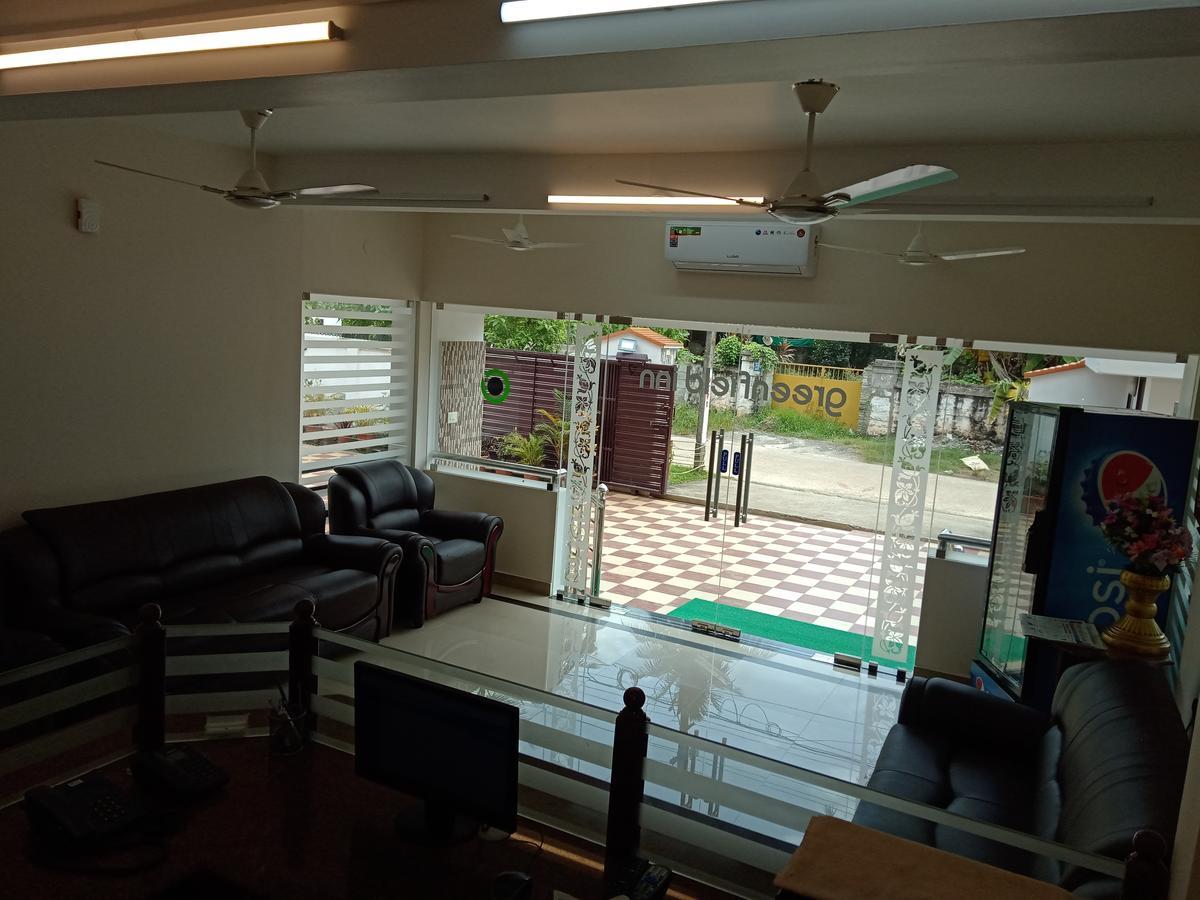 Greenfield Inn Thiruvananthapuram Екстер'єр фото