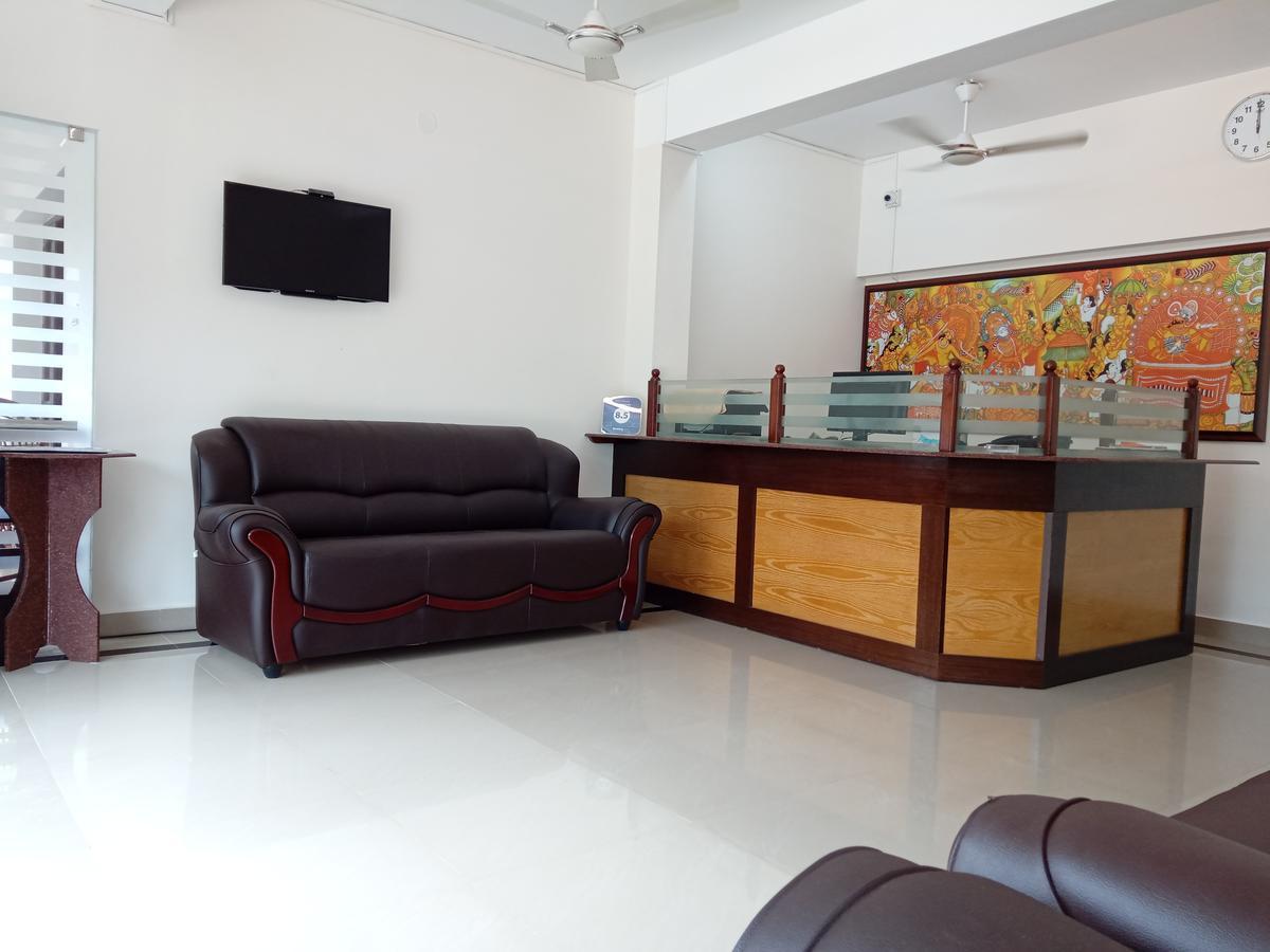 Greenfield Inn Thiruvananthapuram Екстер'єр фото